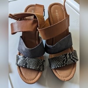 Women's sandals